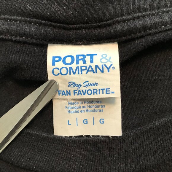 Reworked Flannel Tee, Size M-L: Upcycled Oversized Princess Graphic Pullover - Picture 6 of 11